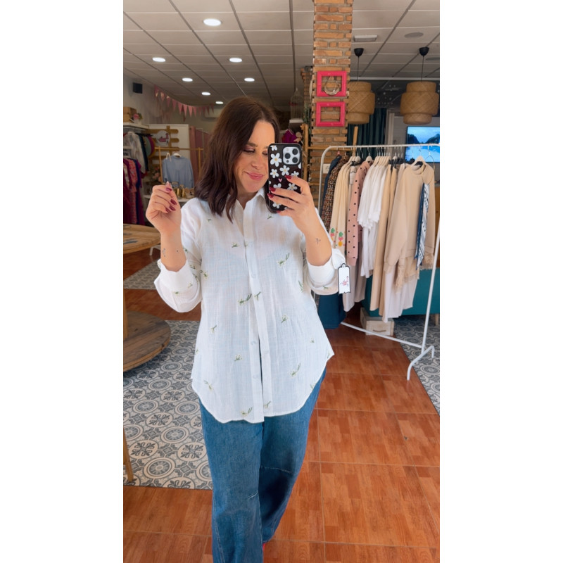 Blusa bordada