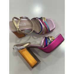 Sandalia multicolor